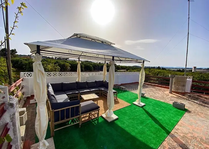 Villa Caliquena, Casa De Campo